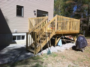 Rénovation de balcon et terrasse en bois à Mirabel, Terrebonne, Laval, Repentigny, Saint-Jérôme dans Lanaudière, Les Laurentides ou sur la Rive-Nord de Montreal / Contracteur Général Lanaudière