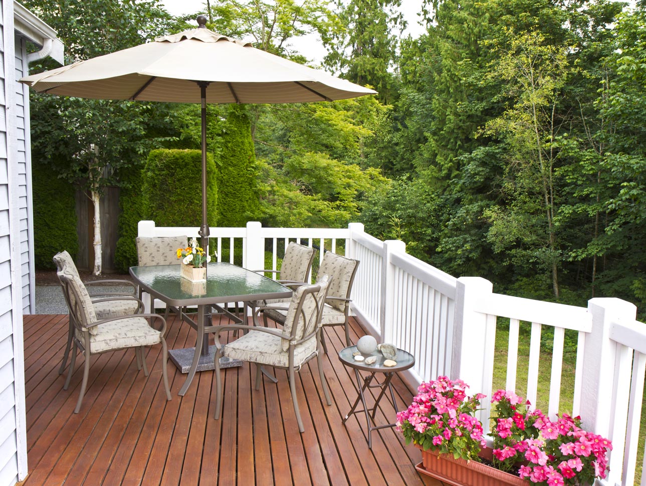 Service de rénovation et construction de balcon, patio et terrasse à Blainville, Laval, Mirabel, Saint-Jérôme, Repentigny, Mascouche, Terrebonne, L’Assomption, Lavaltrie, Joliette, ...